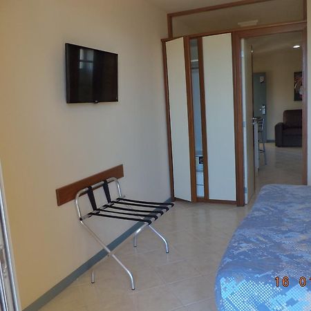 Coral Inn Віторія Екстер'єр фото