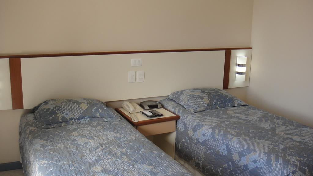 Coral Inn Віторія Екстер'єр фото